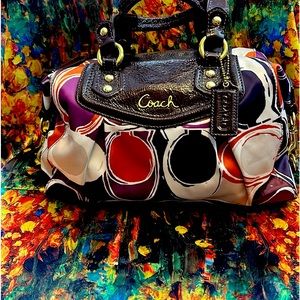 Coach - Ashley Scarf Print Convertible
Handbag Wristlet and Crossbody strap